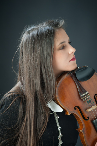 Menina tocando violino
 - Foto, Imagem