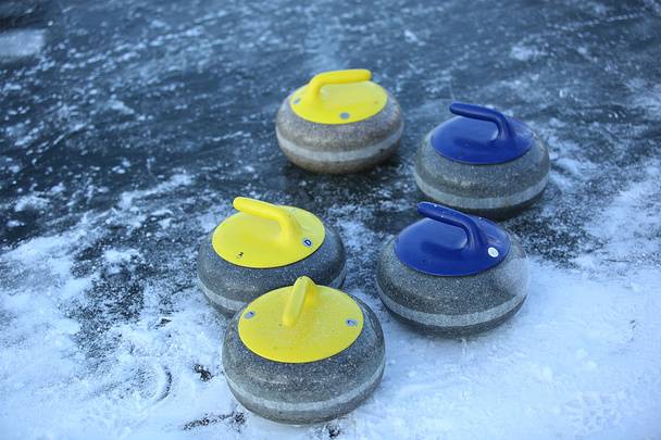 žulové kameny pro curling na ledě - Fotografie, Obrázek