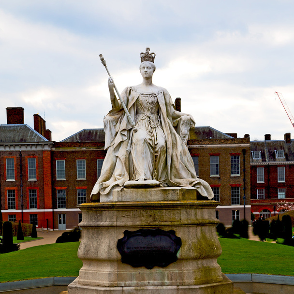 historischer Marmor und Statue in der Altstadt von London England - Foto, Bild