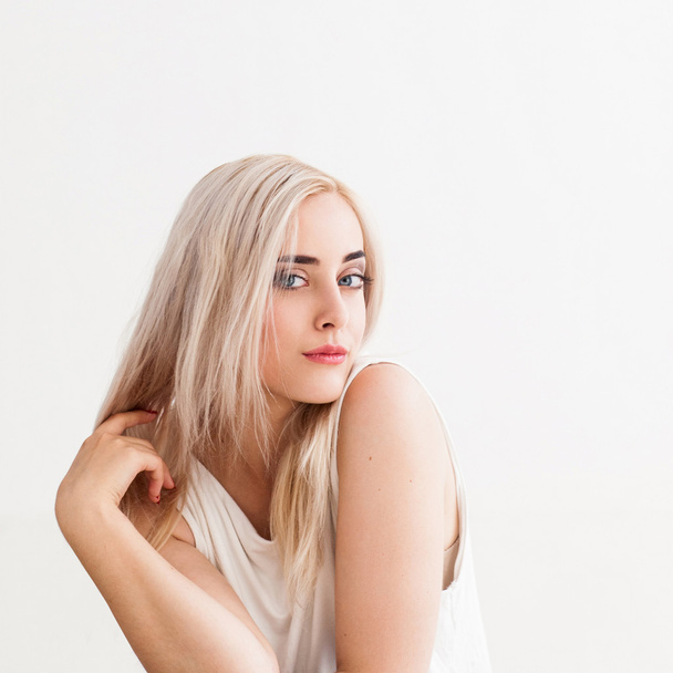 girl with blond dyed hair - 写真・画像