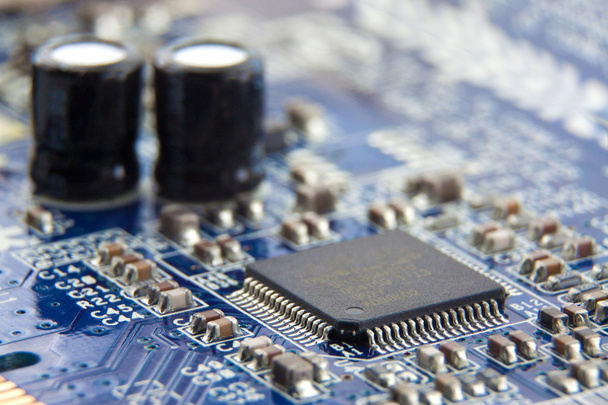 Chip elettronico su circuito stampato
 - Foto, immagini