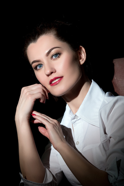 Beautiful young woman with perfect makeup - Fotografie, Obrázek