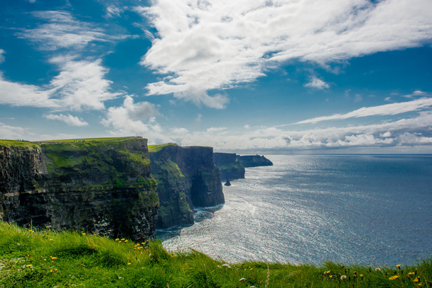 アイルランドの母の崖 - 写真・画像