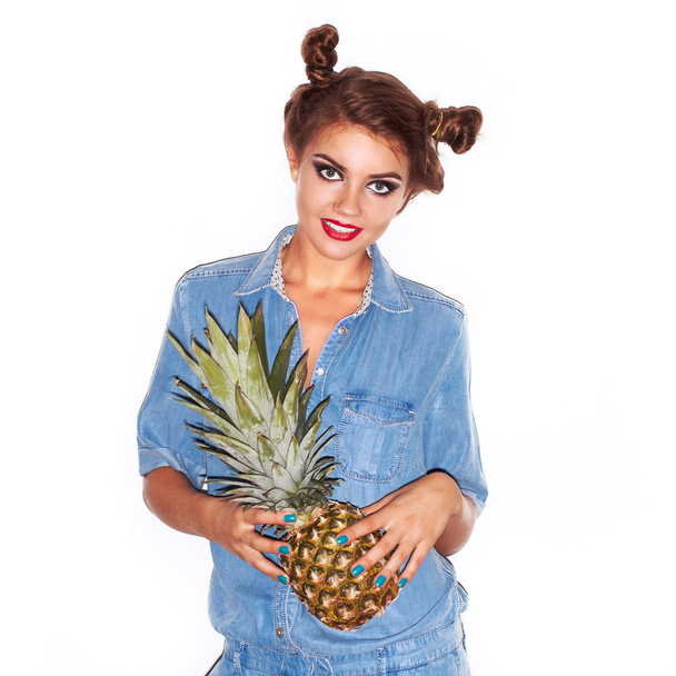 girl posing  with green pineapple - 写真・画像