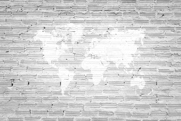 superficie de textura de pared de ladrillo rojo con mapa del mundo
 - Foto, Imagen