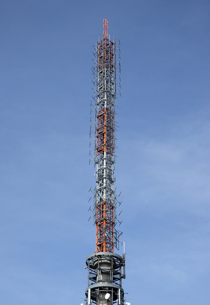 Torre de antena de telecomunicaciones
 - Foto, imagen