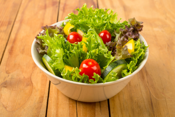 Alimento vegetal de salada
 - Foto, Imagem