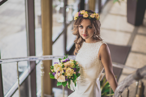 Steps bride flowers - Фото, изображение