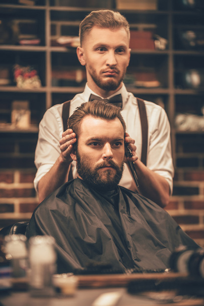 young handsome man in barbershop - Фото, зображення