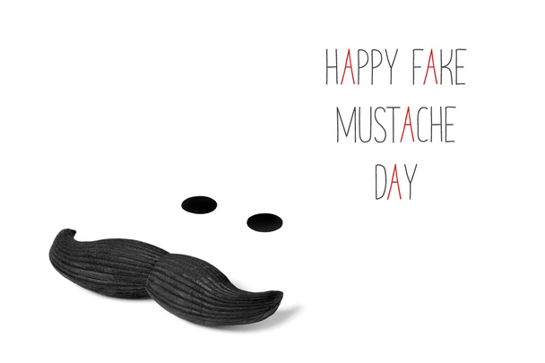 ημέρα ευτυχισμένη ψεύτικο μουστάκι μουστάκι και κείμενο - Φωτογραφία, εικόνα