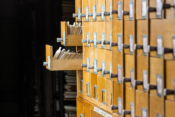  wooden card catalog in the archive  - 写真・画像