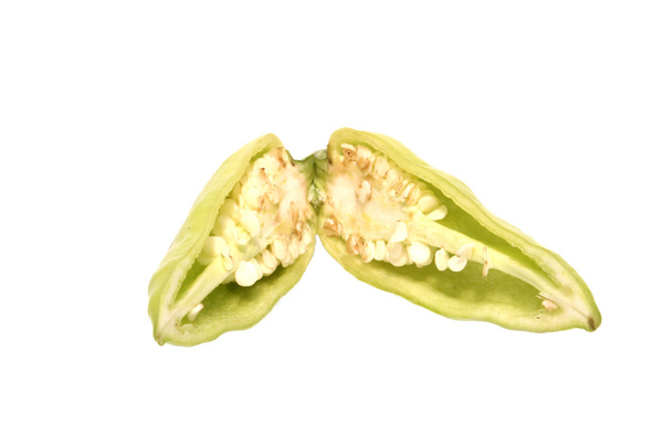 πιπέρι κουδουνιών σε απομονωμένες άσπρο φόντο - Φωτογραφία, εικόνα