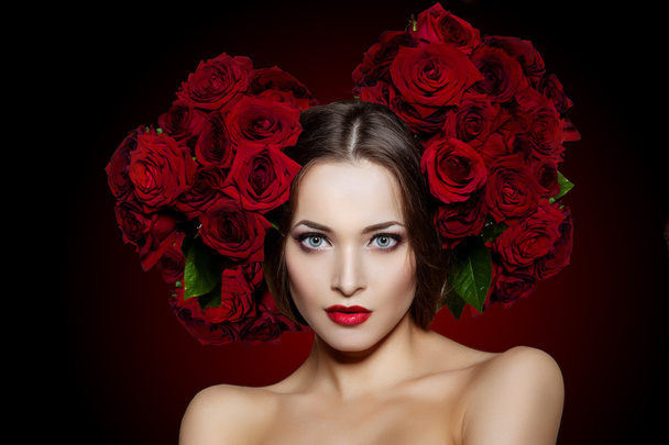  Beautiful model woman rose flower in hair beauty salon makeup Y - Fotó, kép