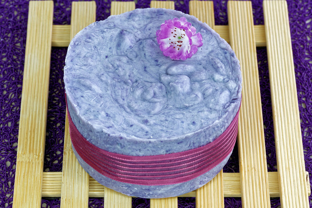 Spa treatment setting with purple theme - Photo, Image