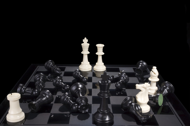 Σκάκι μάχη μαύρο ήττα - Φωτογραφία, εικόνα