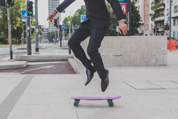 Detail of a model jumping with his skateboard - Фото, зображення