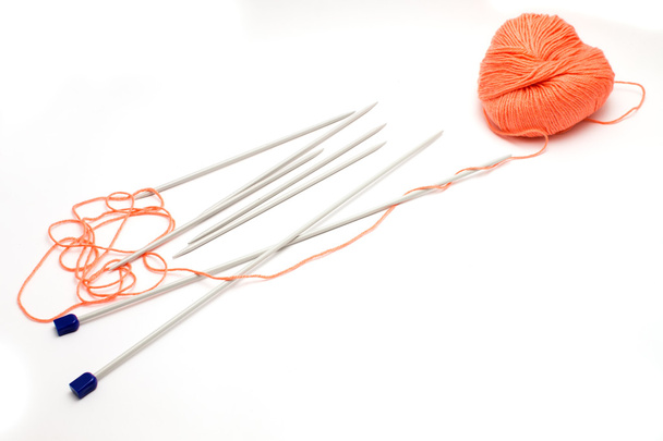 knitting needles and a skein of wool yarn - Photo, Image