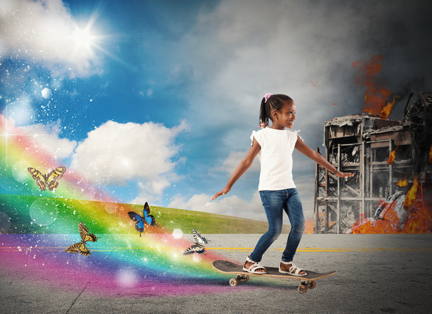 meisje op skateboard - Foto, afbeelding