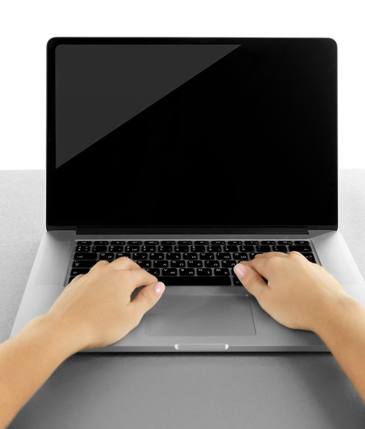 Female hands working on laptop - Foto, afbeelding