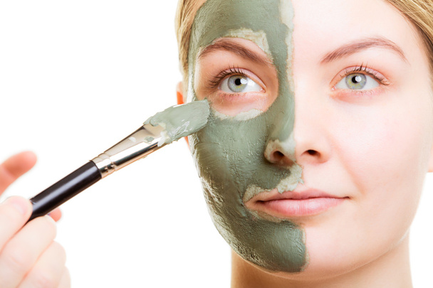 Cosmetician applying  mask - Zdjęcie, obraz