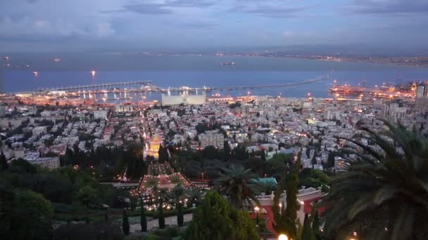 Zonsondergang in Haifa ontleend aan Bahai tuin - Video