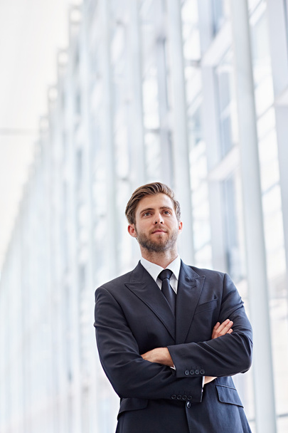 businessman looking confidently out - Foto, Imagen