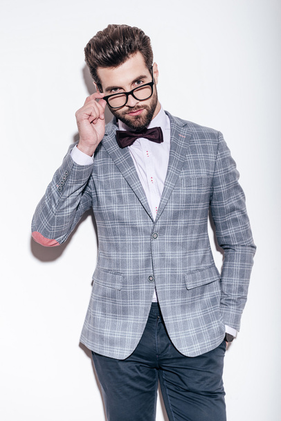 confident man wearing suit - Fotografie, Obrázek