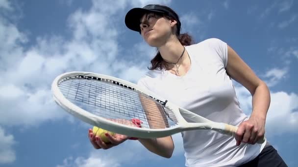 γυναίκα που παίζει τένις - Πλάνα, βίντεο