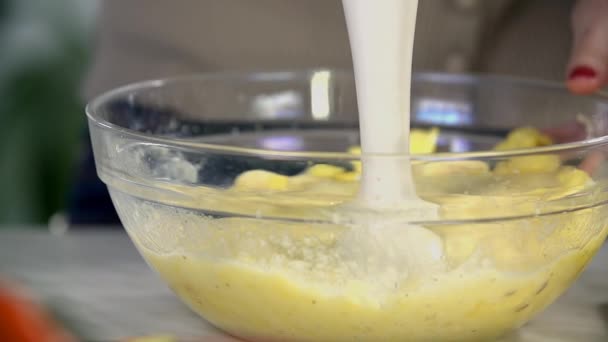bir smoothie shake hazırlık - Video, Çekim