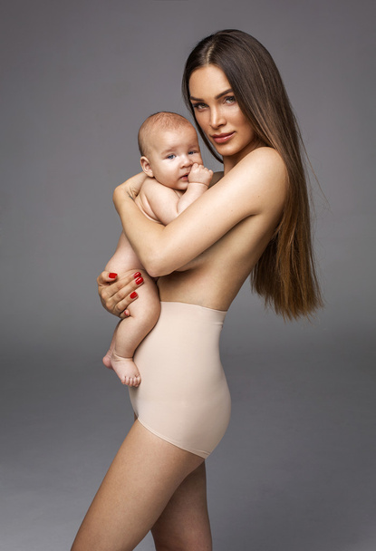 Cute portrait of mother and baby - Φωτογραφία, εικόνα