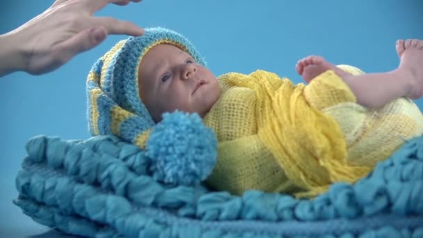 Baby Boy hazudik - Felvétel, videó