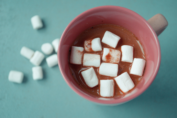 Cup of hot cocoa with marshmallows - Фото, зображення