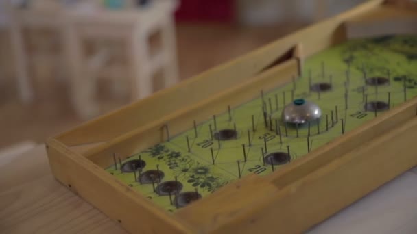 Vintage pinball speelgoed in actie - Video