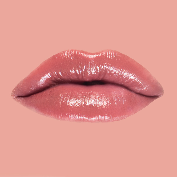 Close-up de lábios de mulher bonita
 - Foto, Imagem