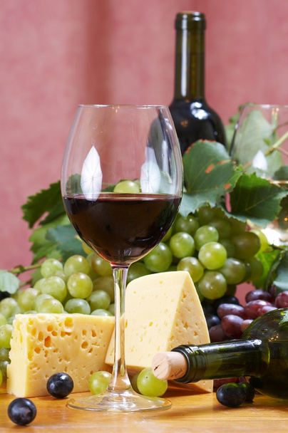 Wine and Cheese still life - Фото, изображение