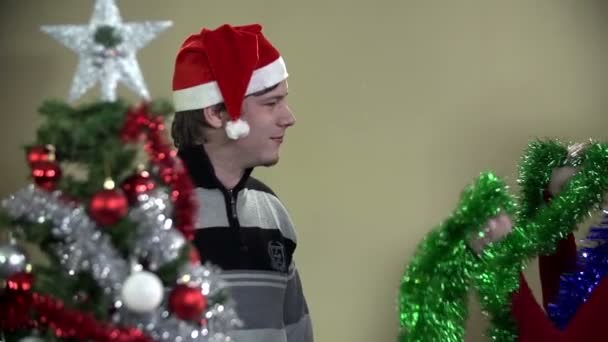 Pár a karácsonyi szórakozás - Felvétel, videó