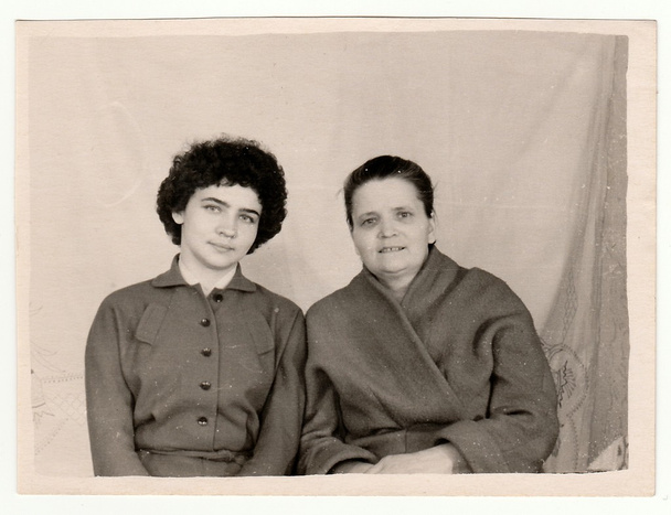 Vintage photo of  women (mother and daughter). - Photo, Image