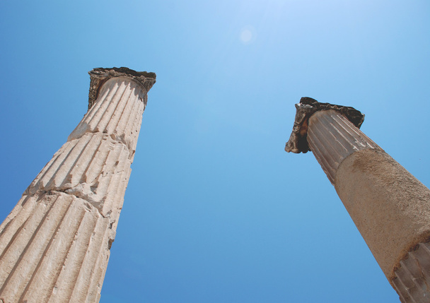 Столбы в Эфесе, Измире, Турция, Ближний Восток
 - Фото, изображение