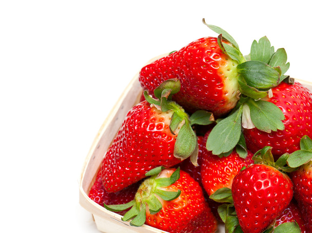 Eipe strawberry in a basket - Fotografie, Obrázek