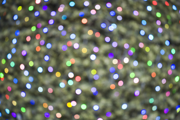 opzettelijk defocussed lampjes op een kerstboom - Foto, afbeelding
