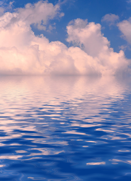 Ομορφιά κυματισμένη επιφάνεια του νερού και επιφάνεια κυματισμένη νερού με με αντανάκλαση και σύννεφα, ουρανό φόντο - Φωτογραφία, εικόνα