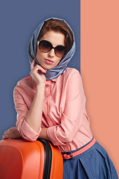 Fashion woman in scarf - Foto, Imagen