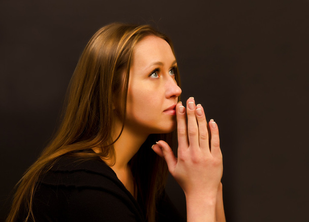 Dua eden Kadın - Fotoğraf, Görsel