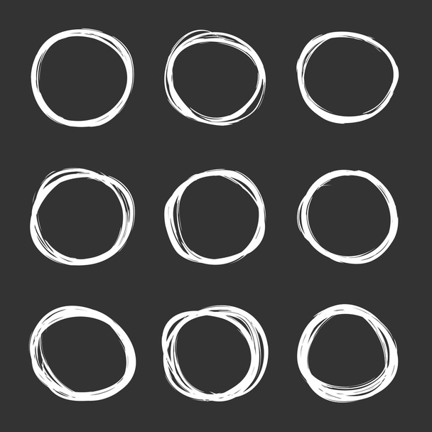 Ensemble vectoriel sombre de cercles griffonnés dessinés à la main
 - Vecteur, image