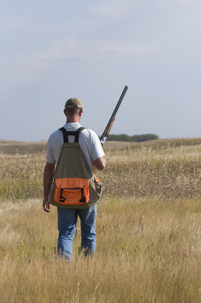 Een jager op de prairie - Foto, afbeelding