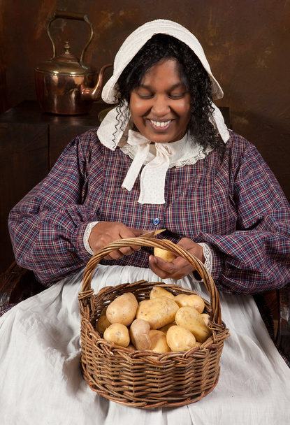 Victorian potato peeling - Zdjęcie, obraz