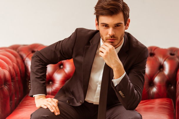 Young attractive businessman - Fotó, kép