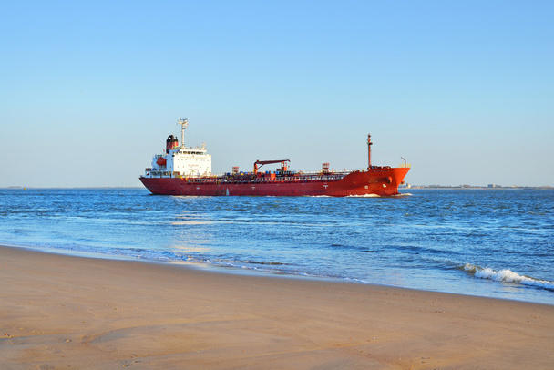 Червоний Вантажне судно
 - Фото, зображення