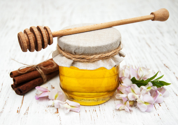 honing met acacia blossoms - Foto, afbeelding