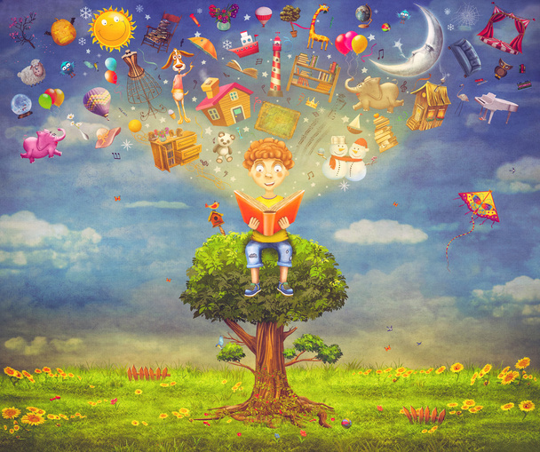 Kleiner Junge sitzt auf dem Baum und liest ein Buch, Gegenstände fliegen heraus - Foto, Bild